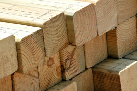 drewniane belki